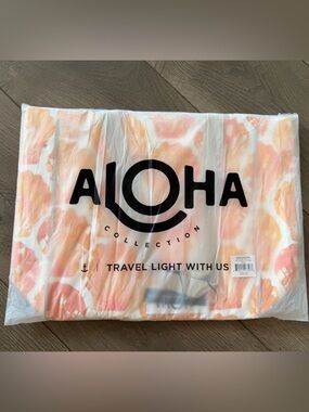 ALOHA Collection go to tote